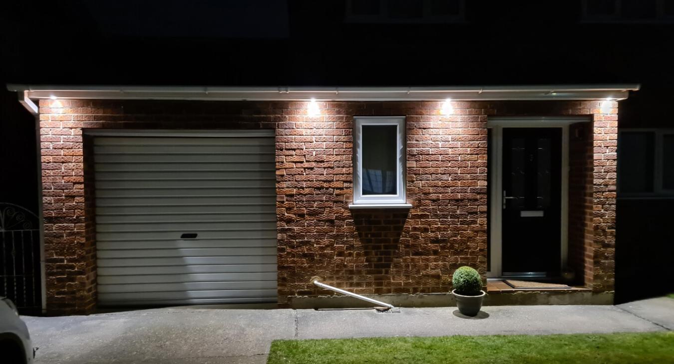 Garden & Outdoor Lighting